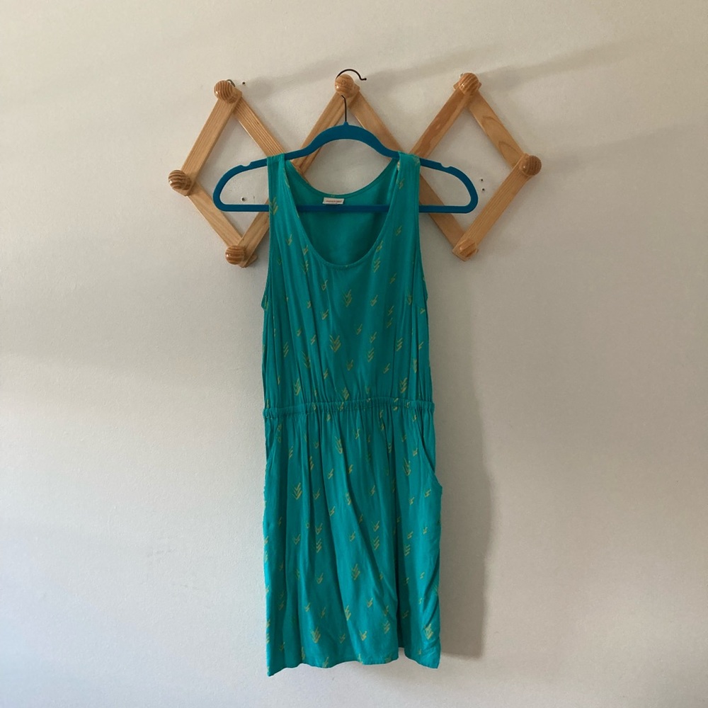 Target dress with keyhole back